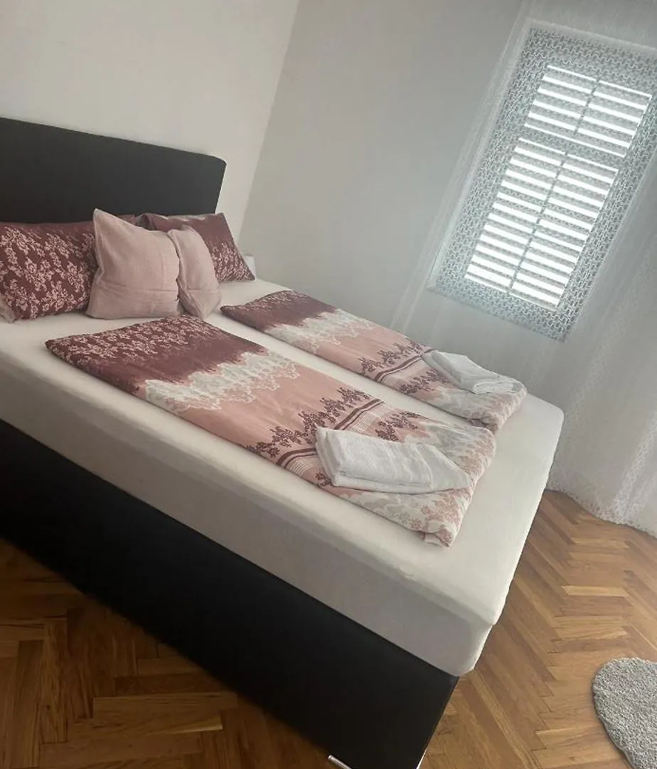 Apartments Dramalj 0*,  Croatia